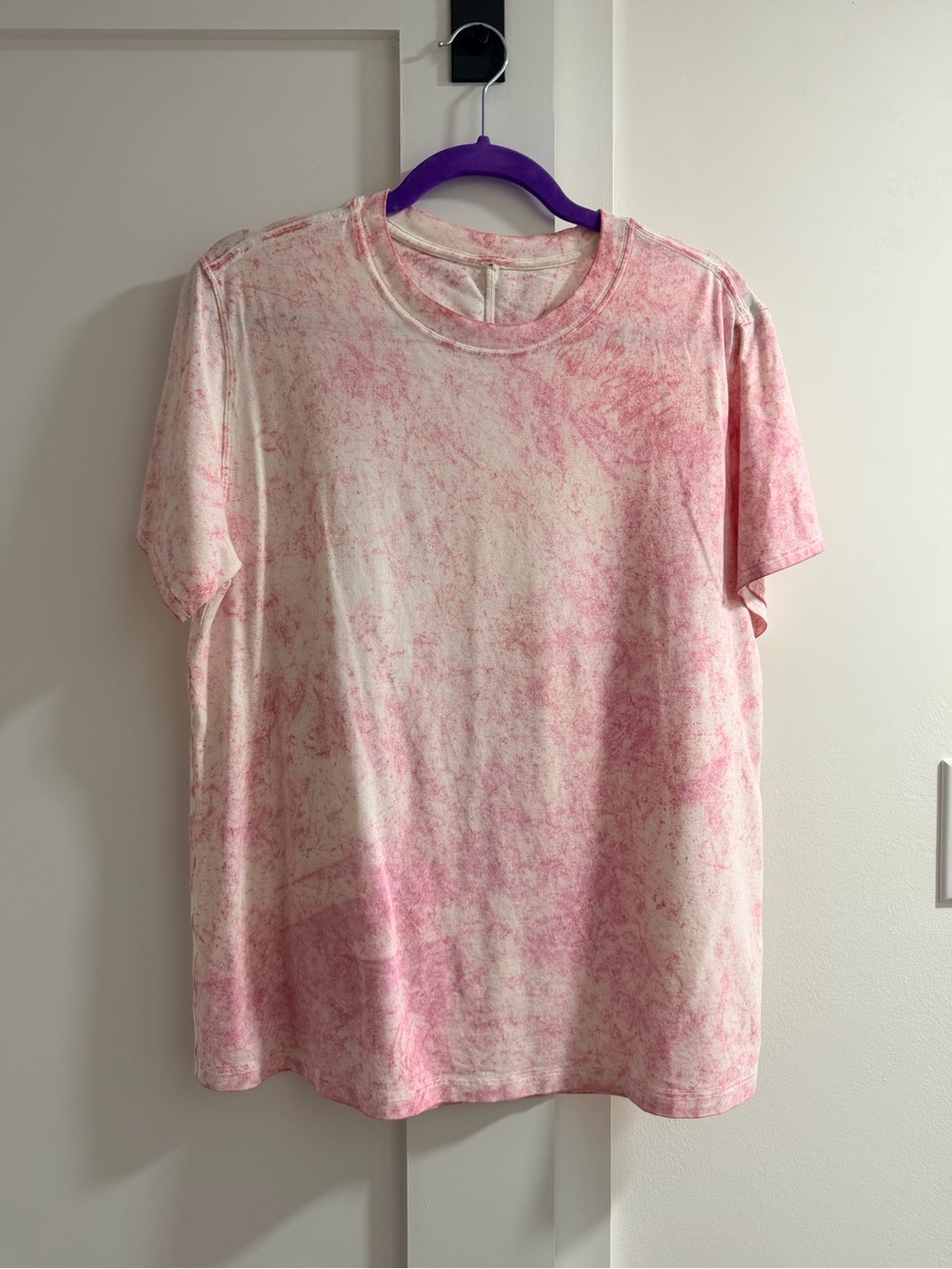 Lululemon Pink T-Shirt (M)